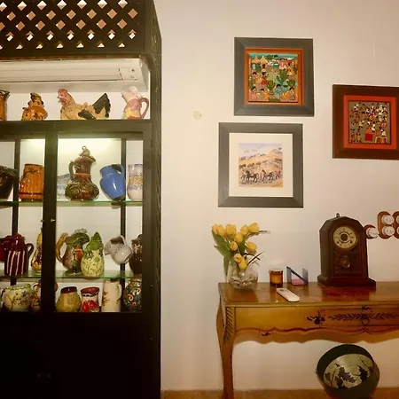 Riverside - Lovely River-view 3 Bedroom House בית נופש