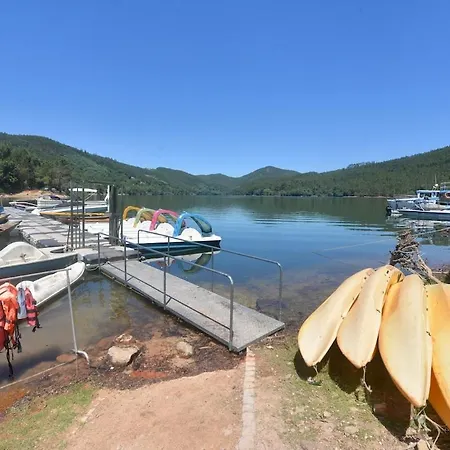 Riverside - Lovely River-view 3 Bedroom House