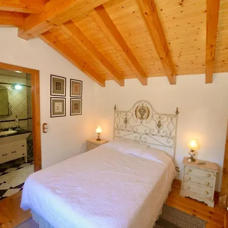 Holiday home Riverside - Lovely River-view 3 Bedroom House Dornes