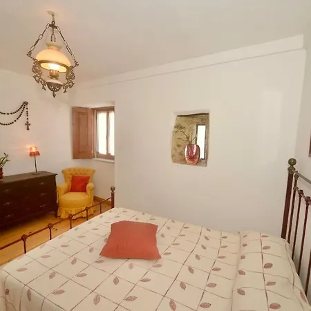Riverside - Lovely River-view 3 Bedroom House Holiday home Dornes