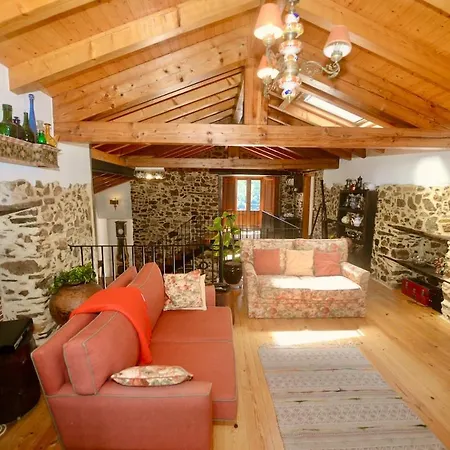Riverside - Lovely River-view 3 Bedroom House * Dornes