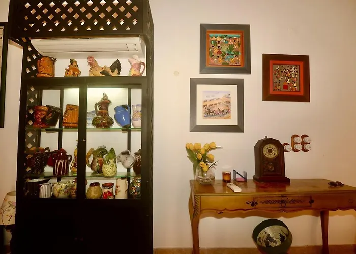 Riverside - Lovely River-view 3 Bedroom House 別荘