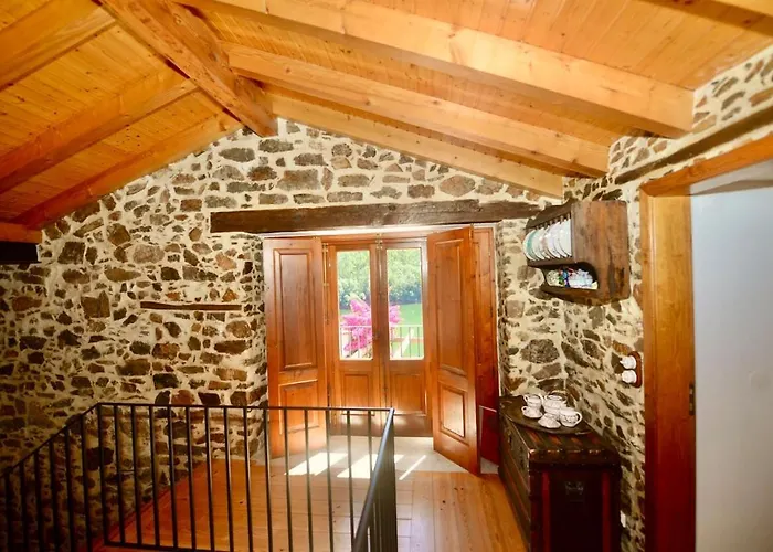 Riverside - Lovely River-view 3 Bedroom House ドルネス