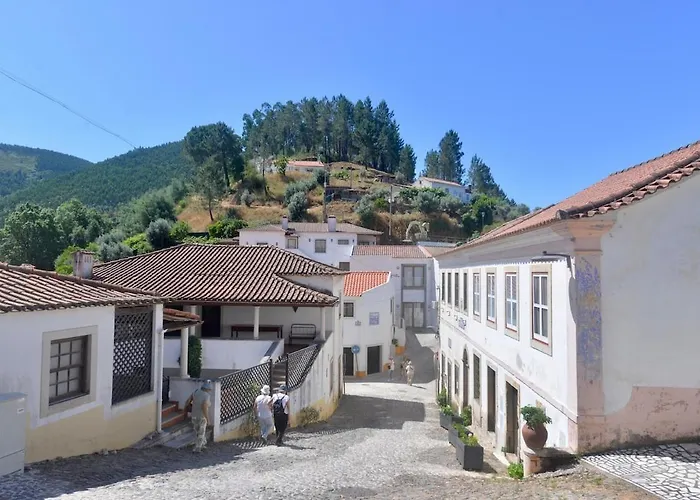 別荘 Riverside - Lovely River-view 3 Bedroom House