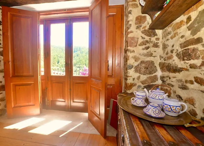 Riverside - Lovely River-view 3 Bedroom House 別荘 ドルネス