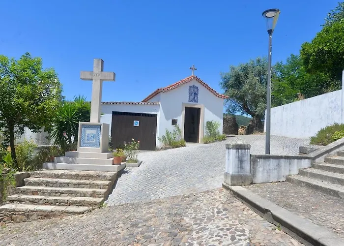 Riverside - Lovely River-view 3 Bedroom House 別荘